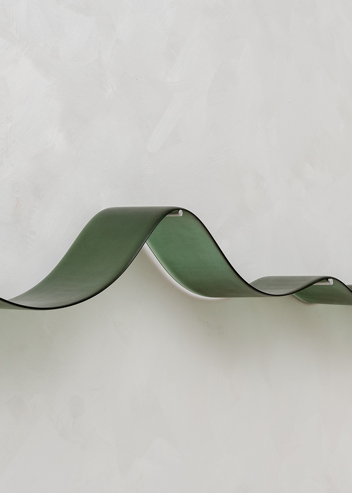 New Wave Wall Sculpture – Volan