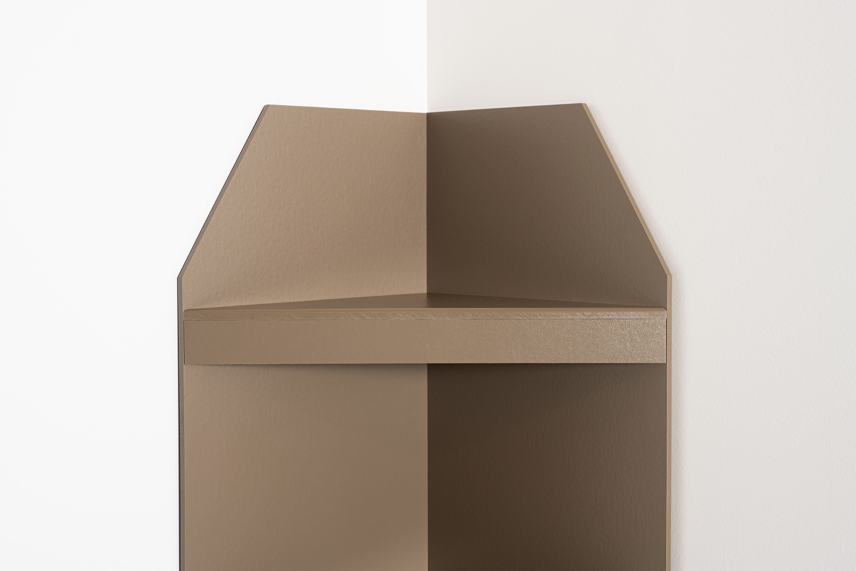 Corner Unit