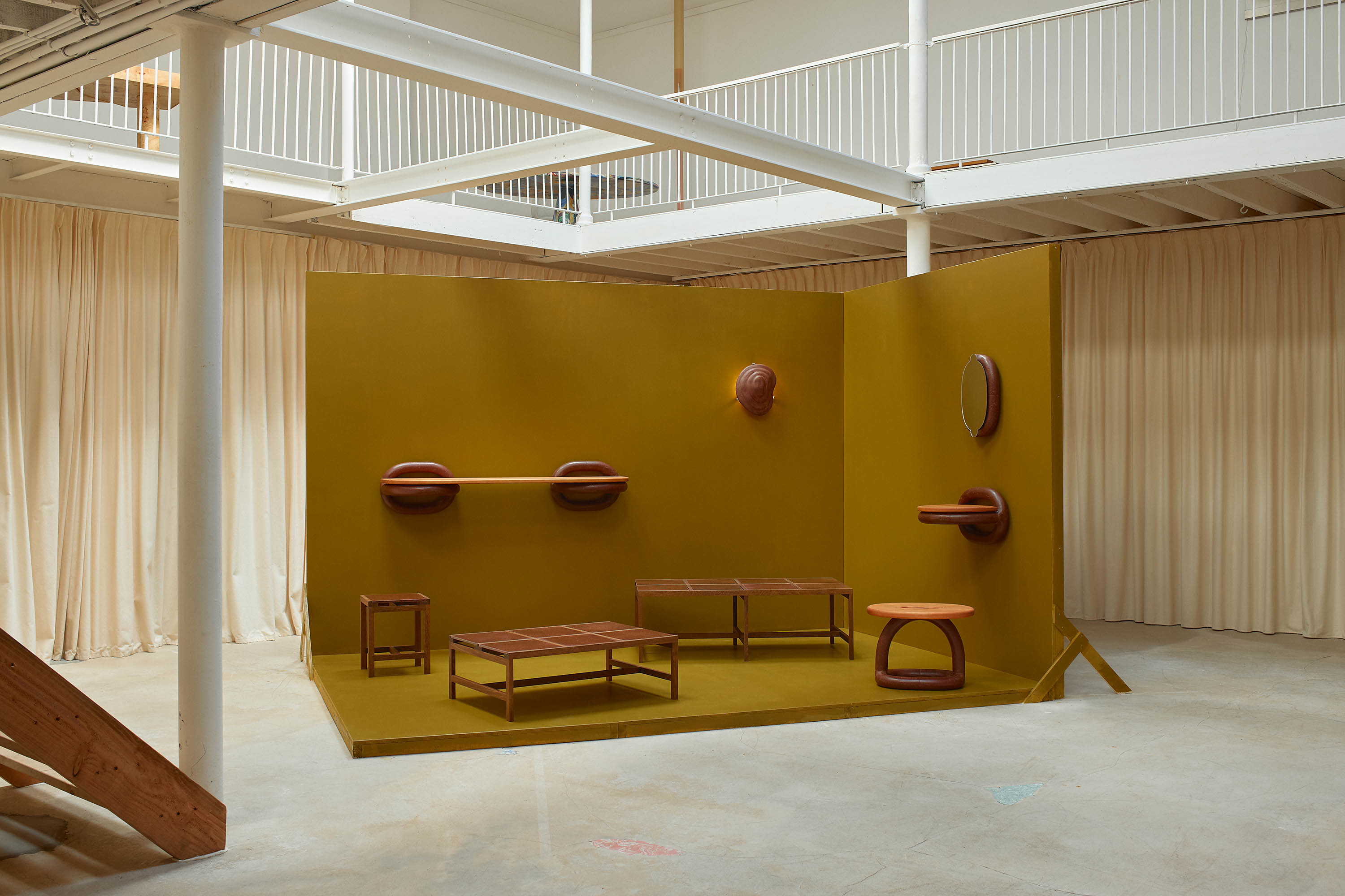 Mending Lands – Stool