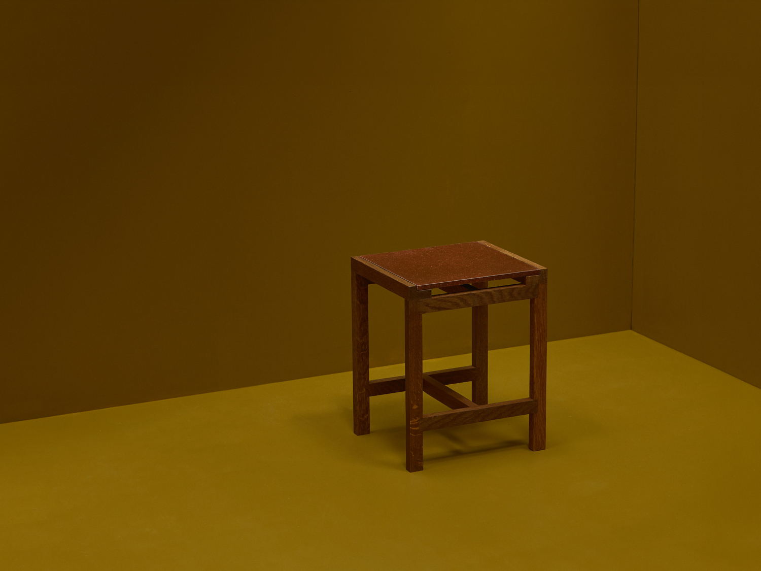 Mending Lands - Stool