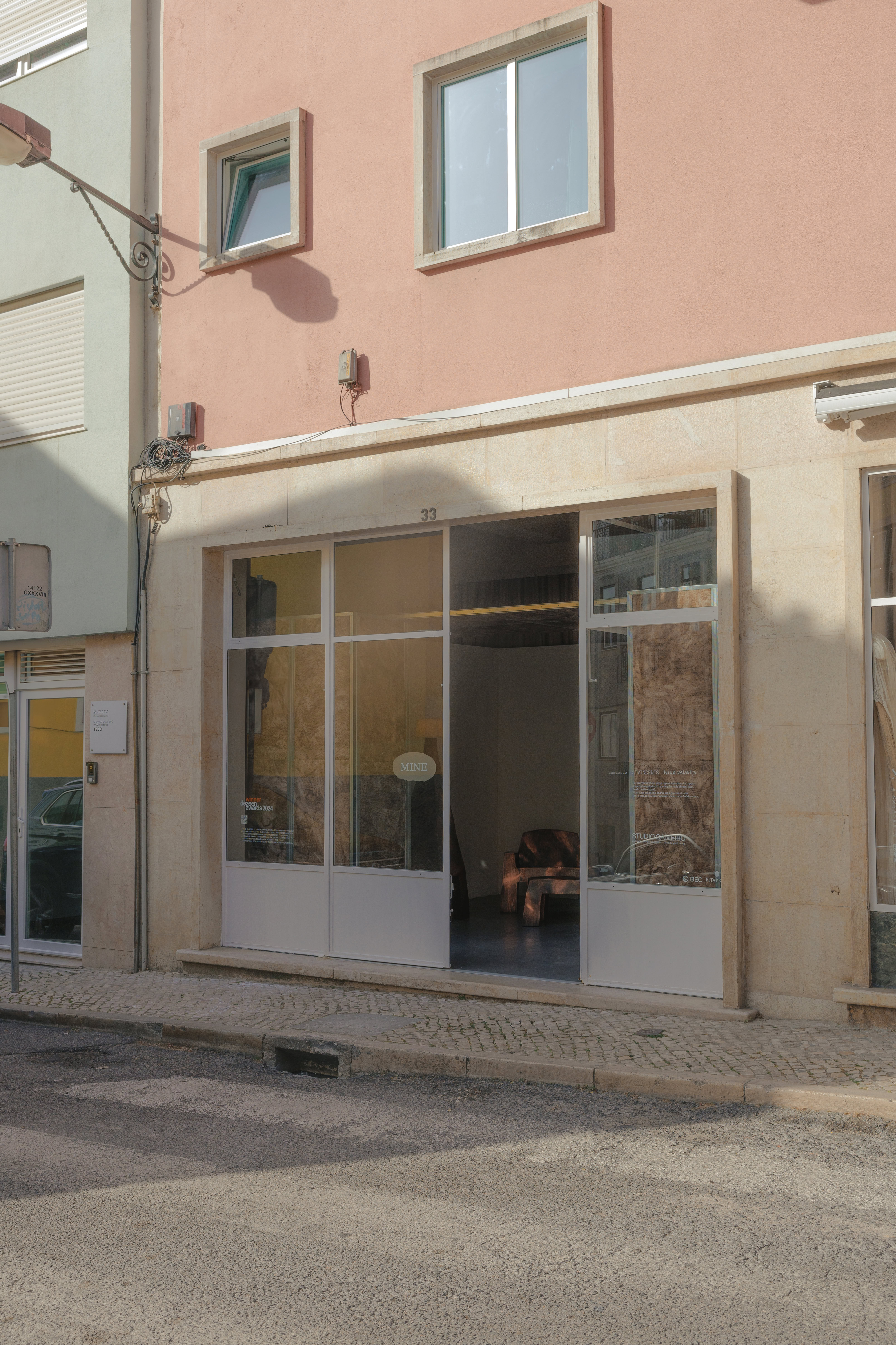 MINE(ral) — Nick Valentijn × Studio Gameiro