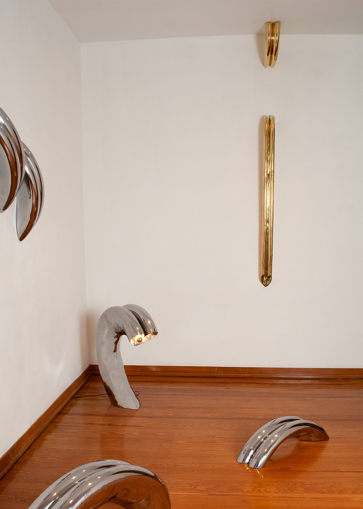 BIG FLOW FLOOR LAMP