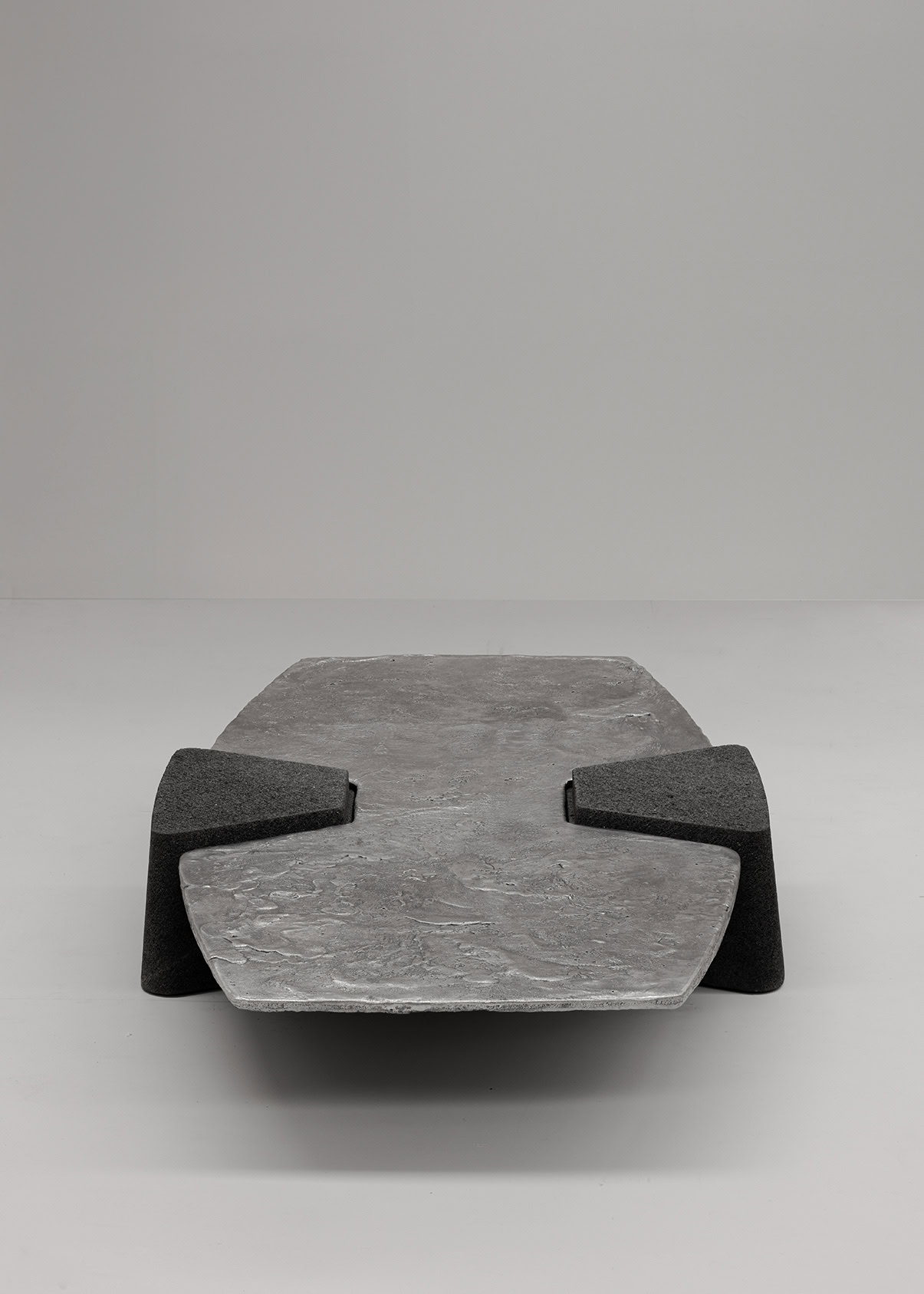 EXHUMA COFFEE TABLE