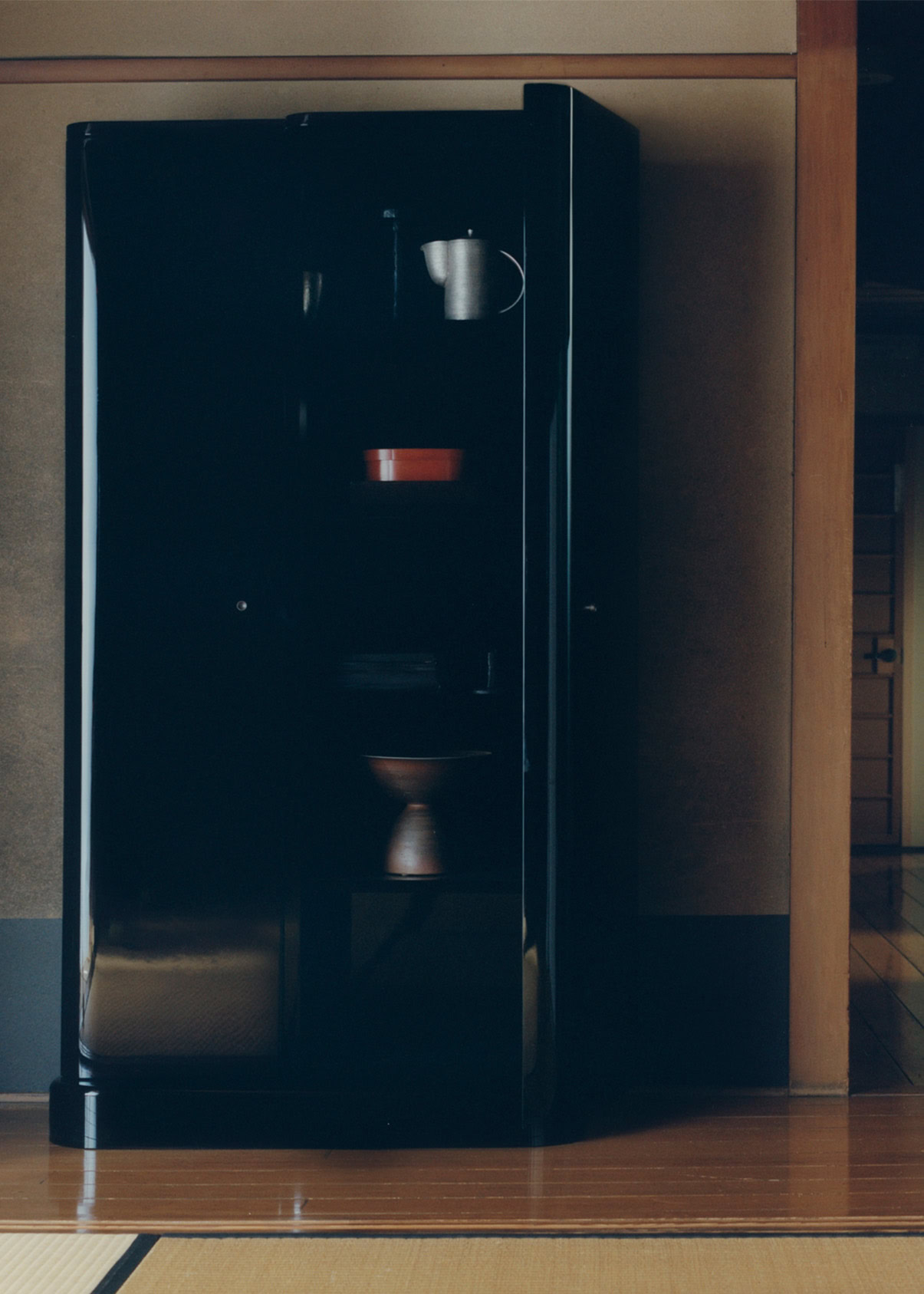 Kami Cabinet
